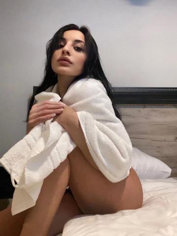 Проститутка Адель